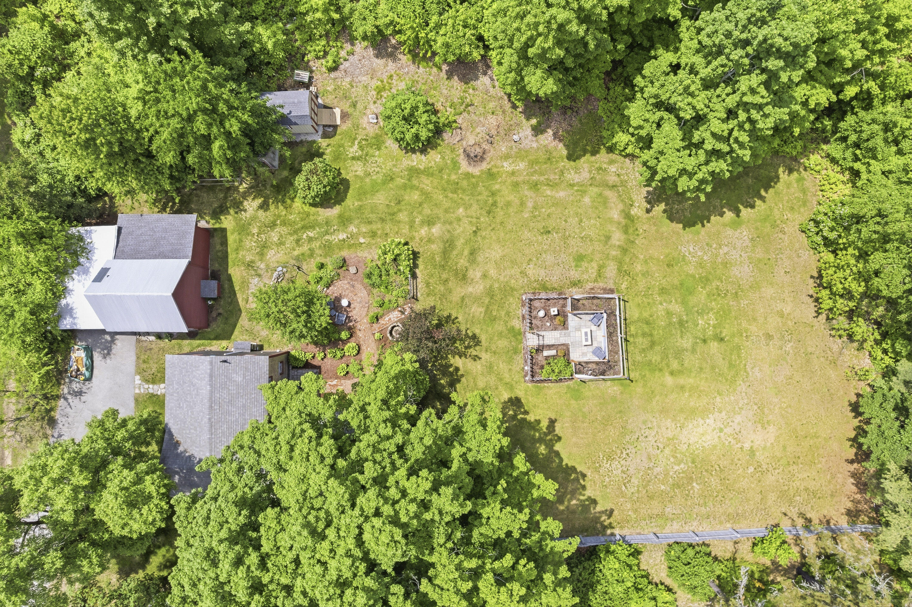 61 River Road