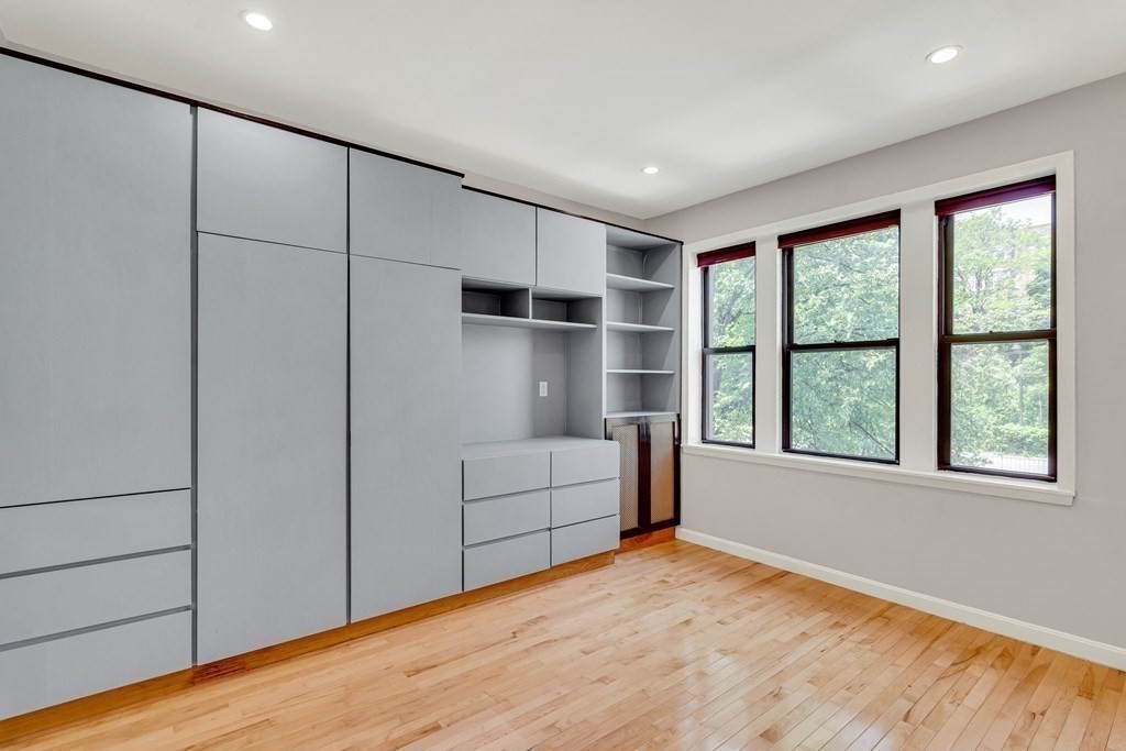 1706 Commonwealth Ave # 21