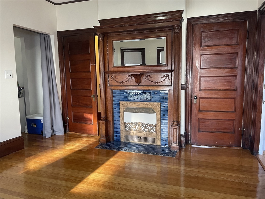 28 Glen Rd # 2
