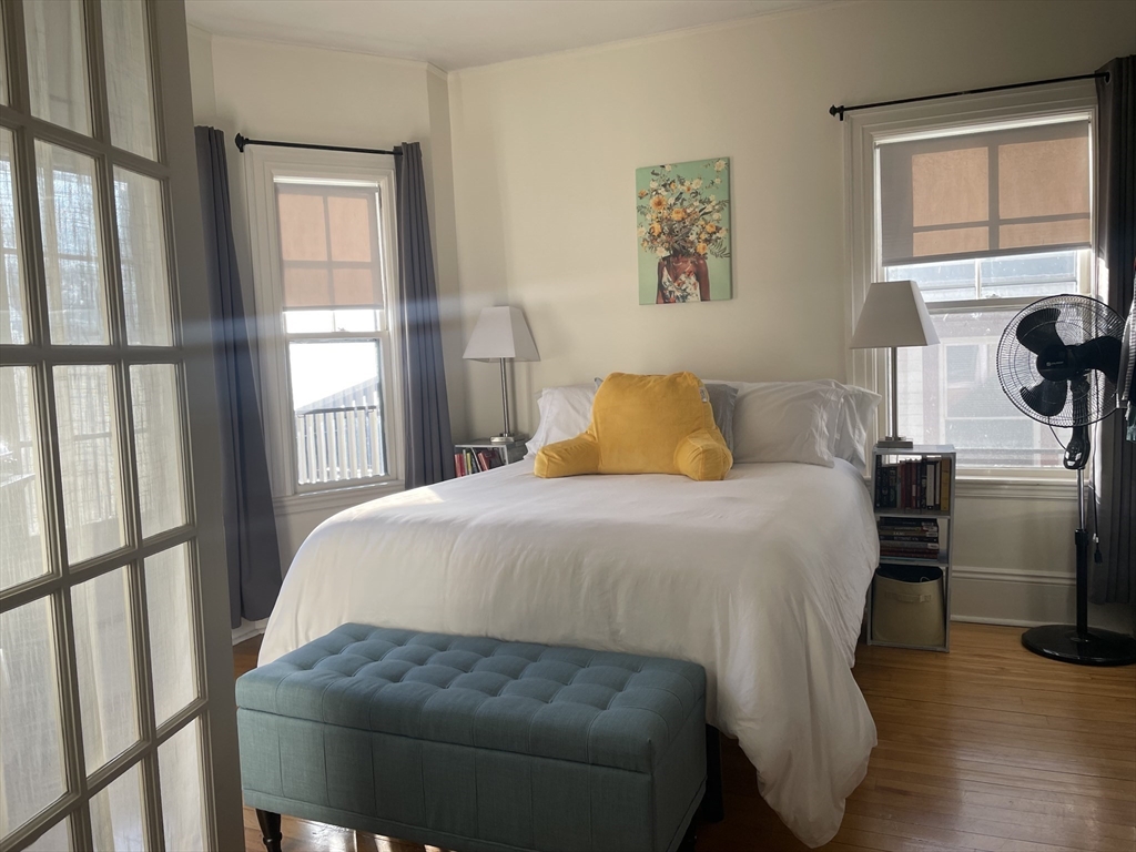 28 Glen Rd # 2
