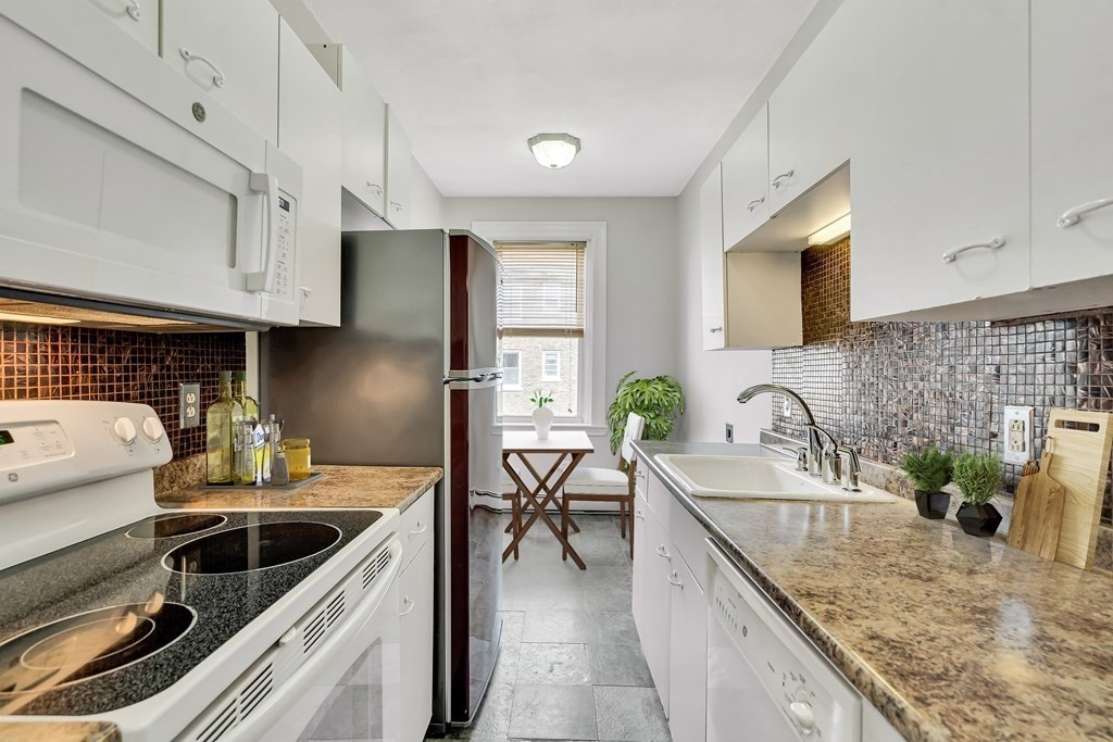 1625 Commonwealth Ave # 22