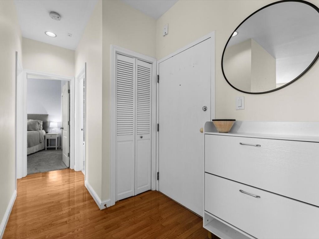 19 Wiget St # 505, Boston Unit: 505