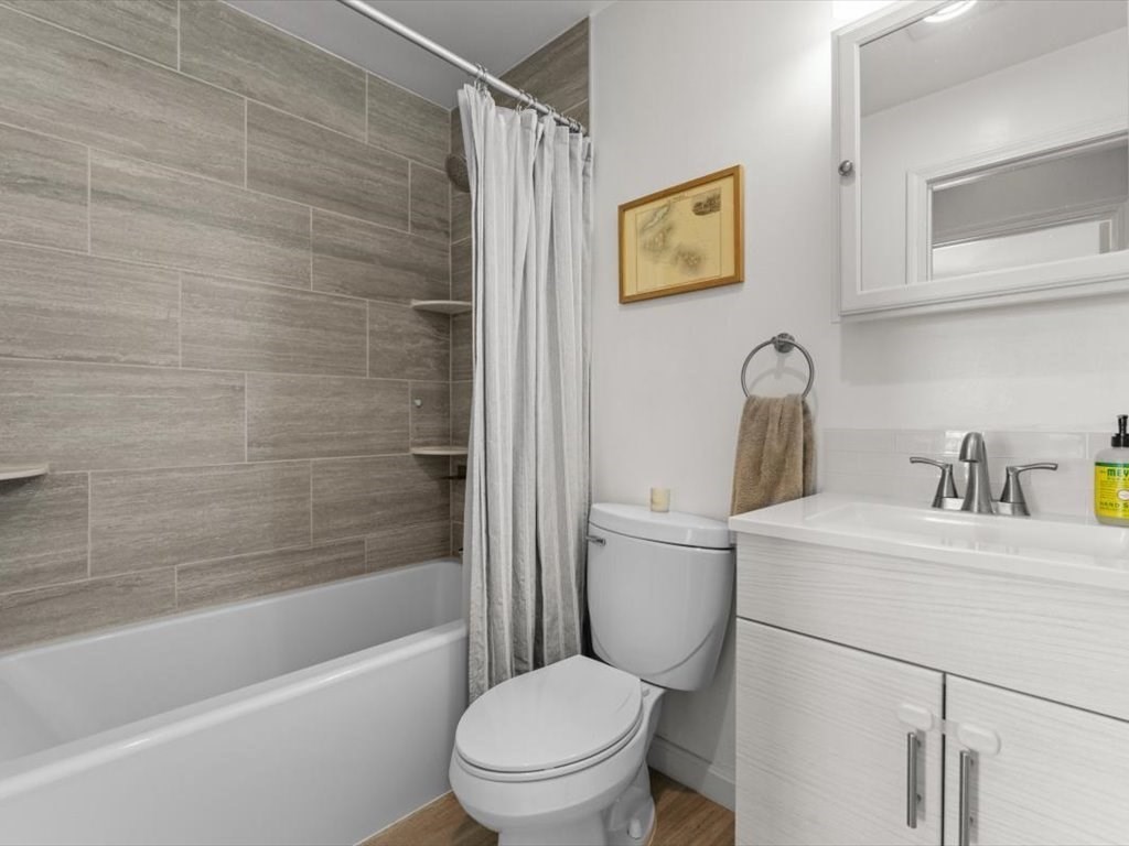 19 Wiget St # 505, Boston Unit: 505