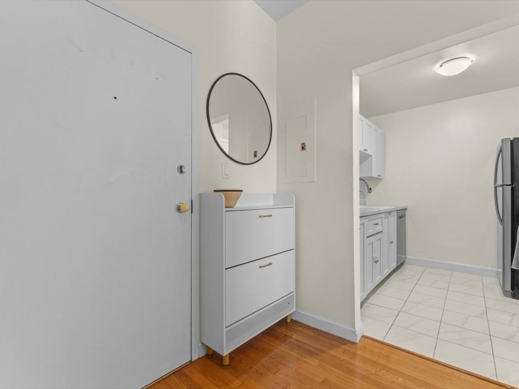 19 Wiget St # 505, Boston Unit: 505