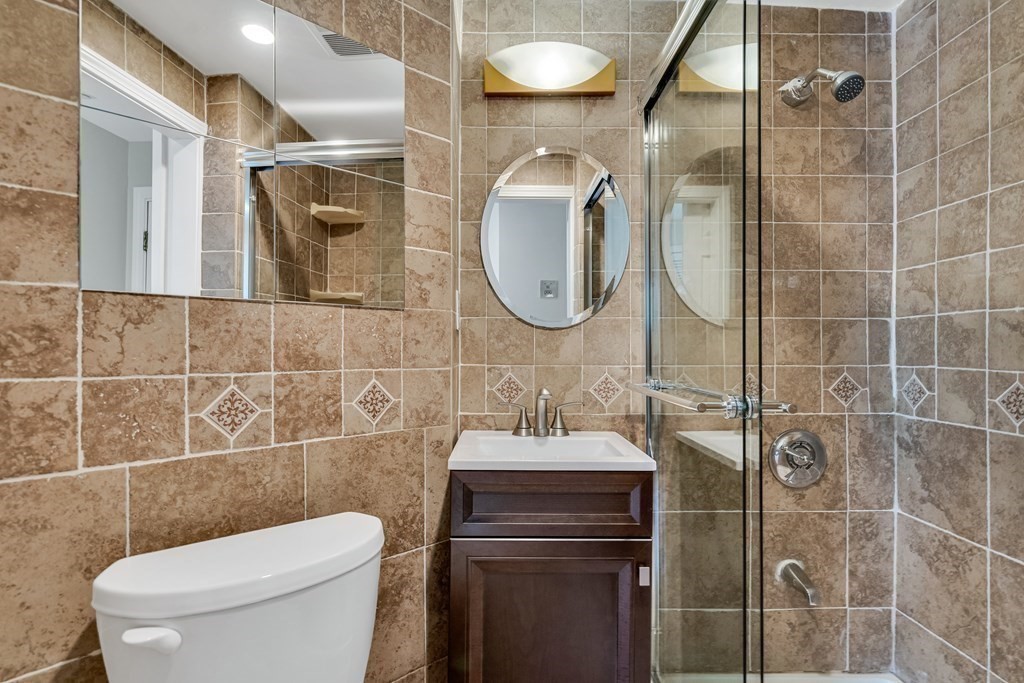 1706 Commonwealth Ave # 21