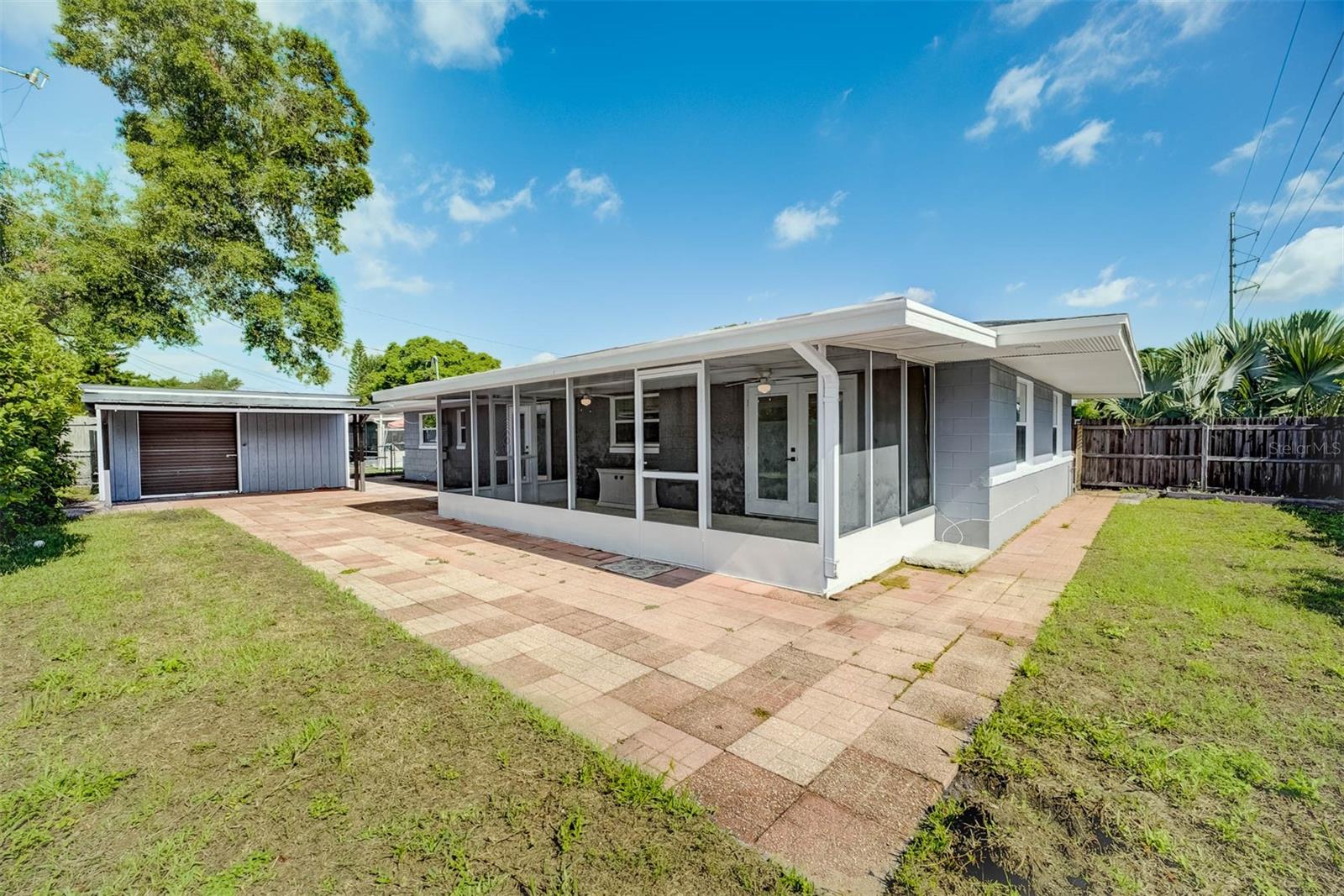 2736 SHANNON RD