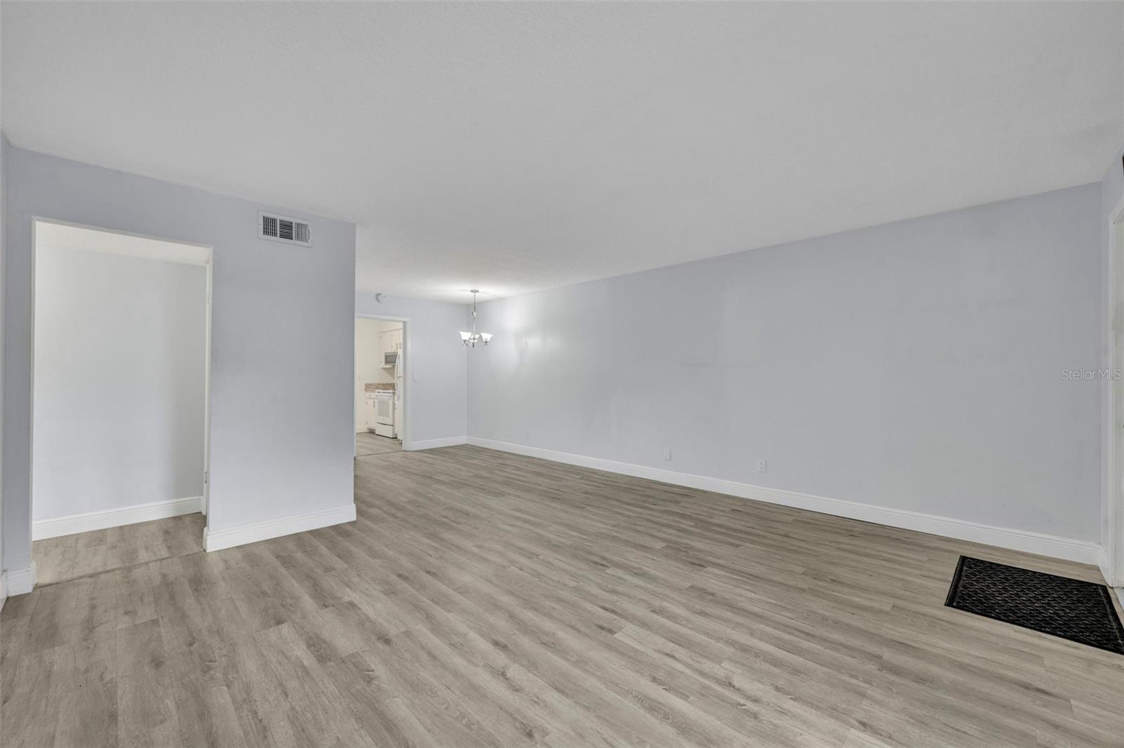 200 SAINT ANDREWS BLVD #1901