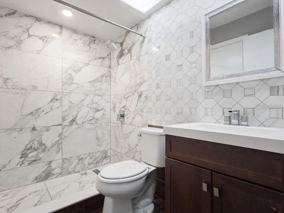 2340 SUN VALLEY CIR #2340