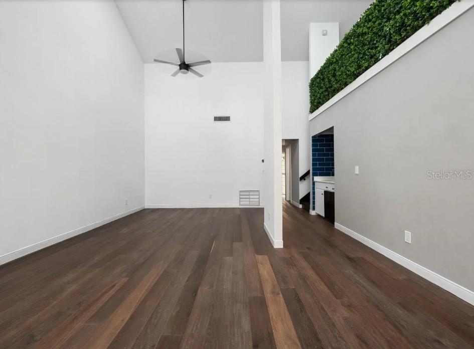 2340 SUN VALLEY CIR #2340