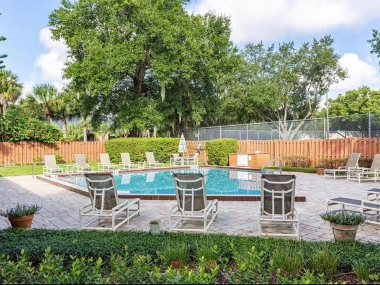 2340 SUN VALLEY CIR #2340