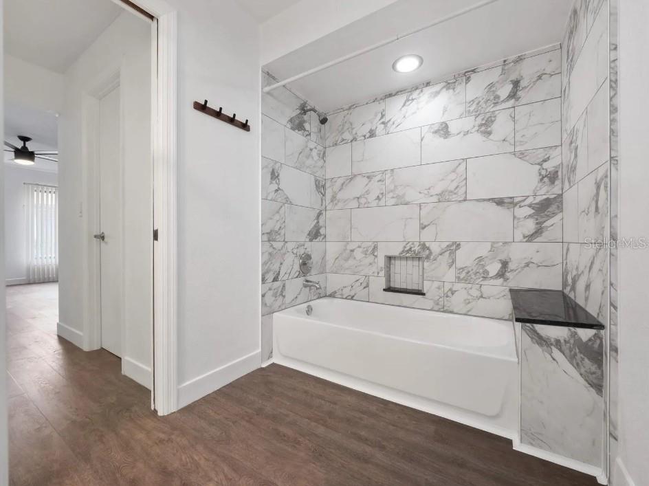 2340 SUN VALLEY CIR #2340