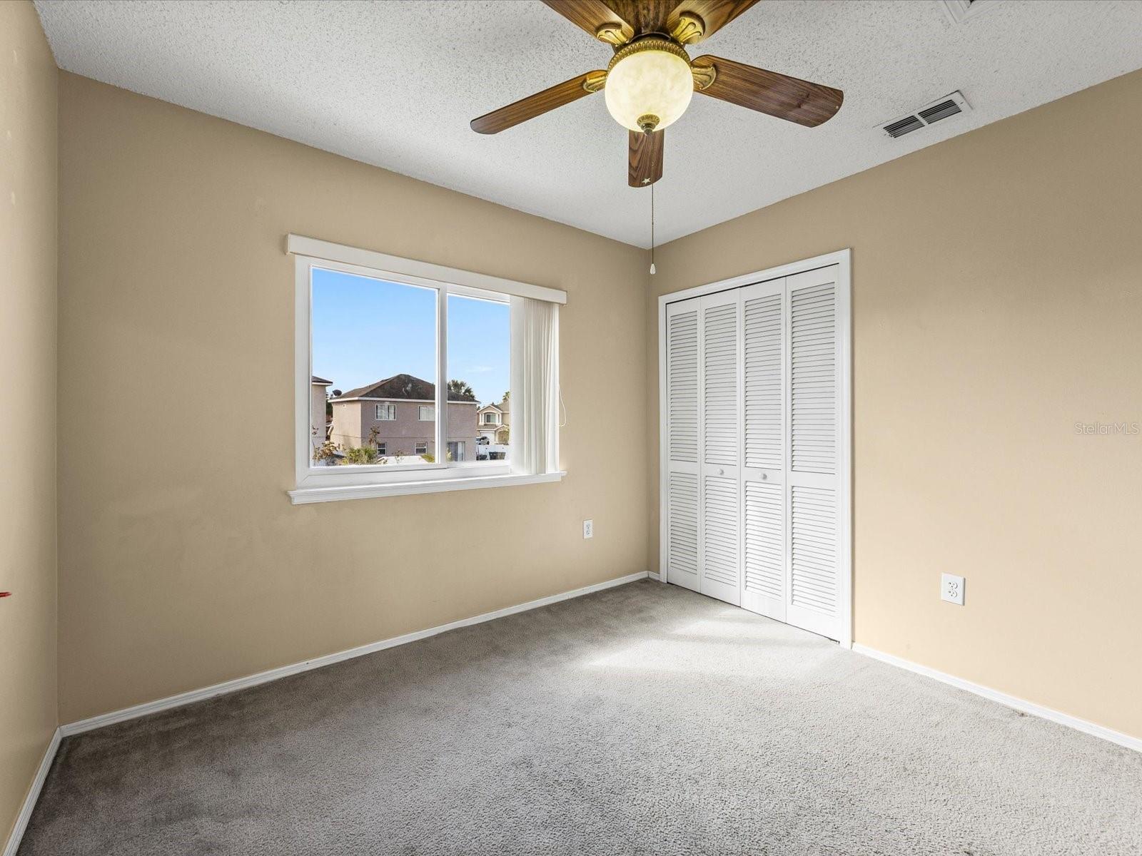 1220 HEATHER LAKE DR