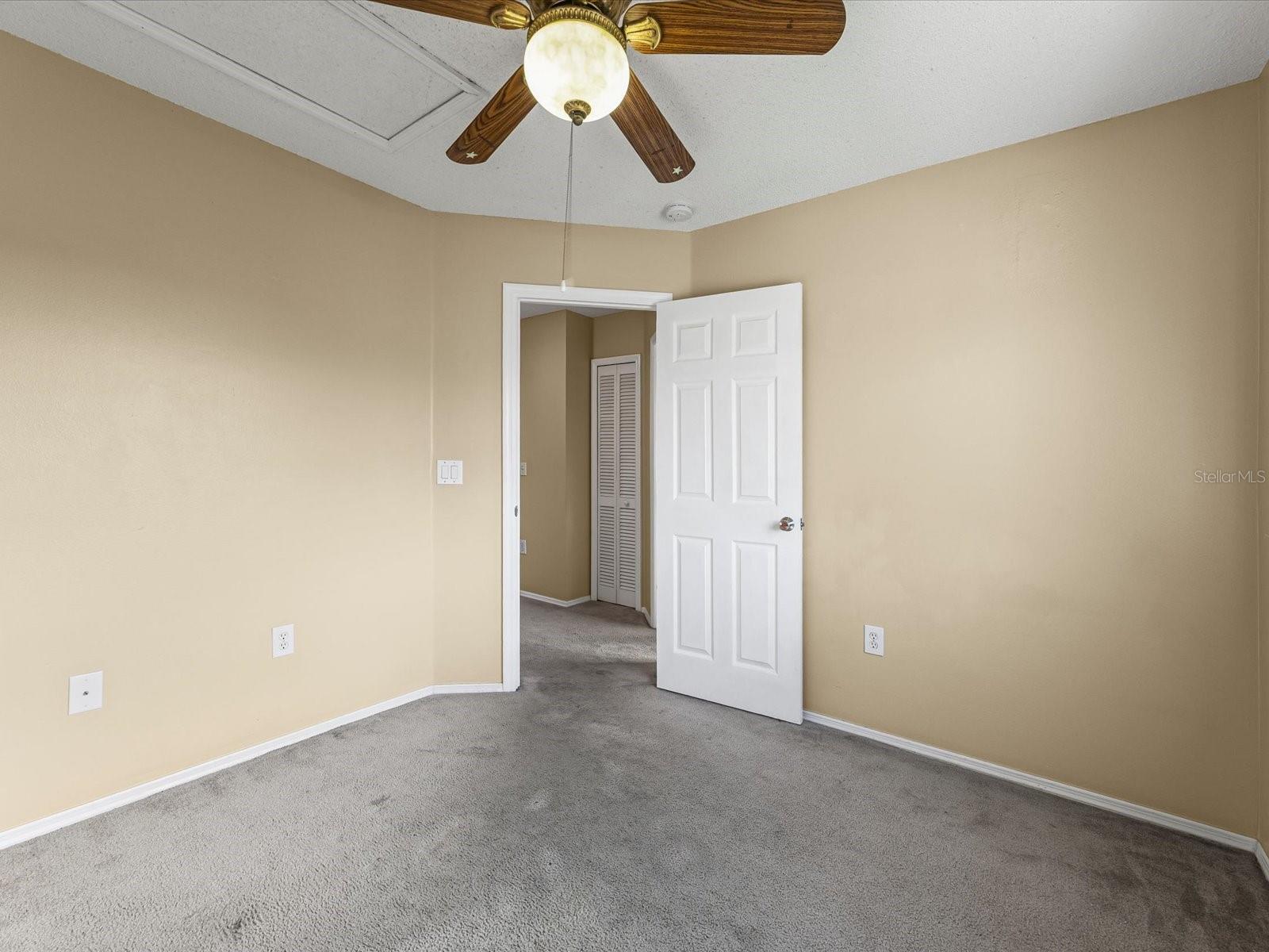 1220 HEATHER LAKE DR