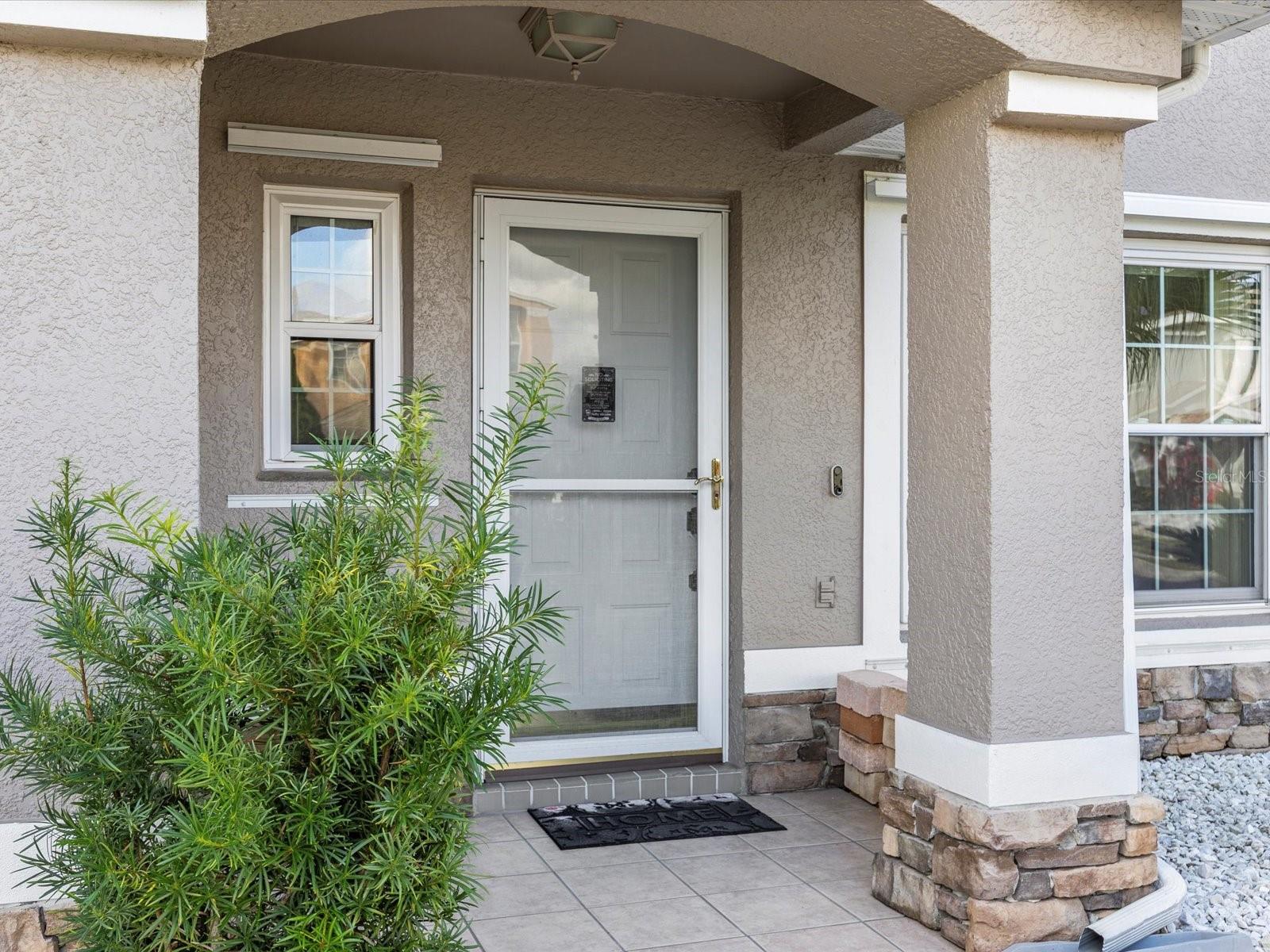 1220 HEATHER LAKE DR