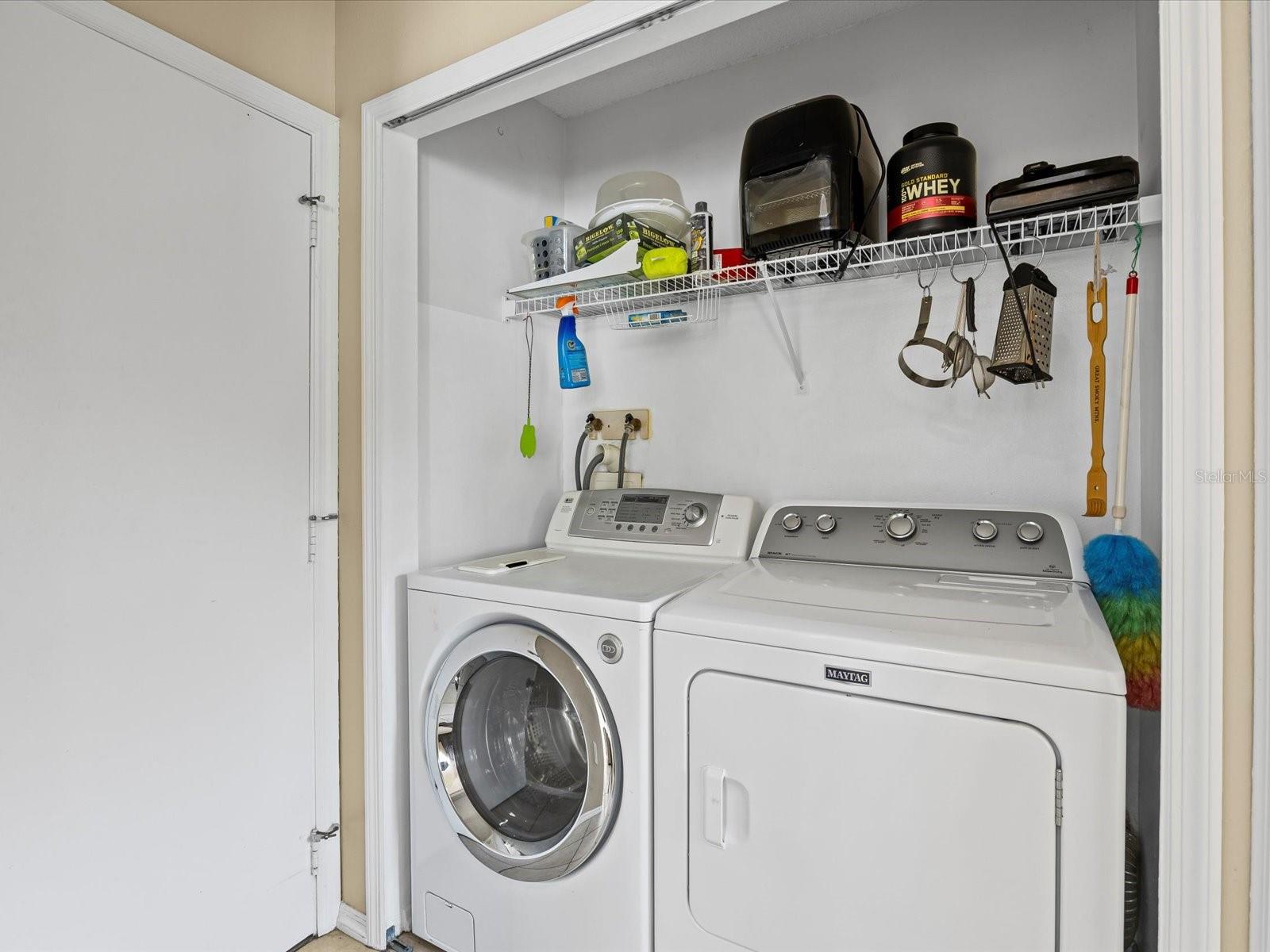 1220 HEATHER LAKE DR