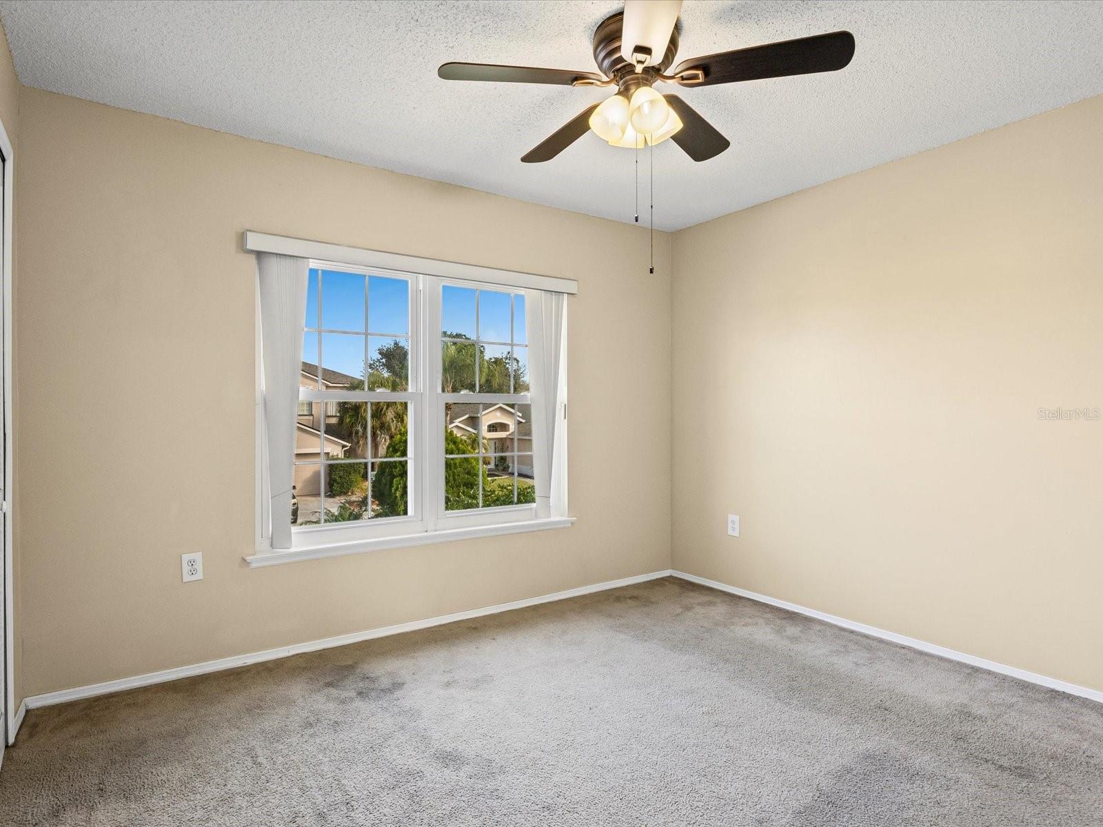 1220 HEATHER LAKE DR