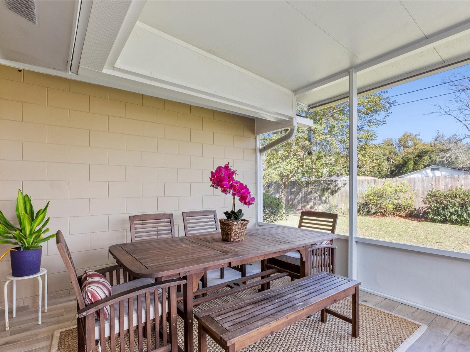 630 SAINT DUNSTAN WAY