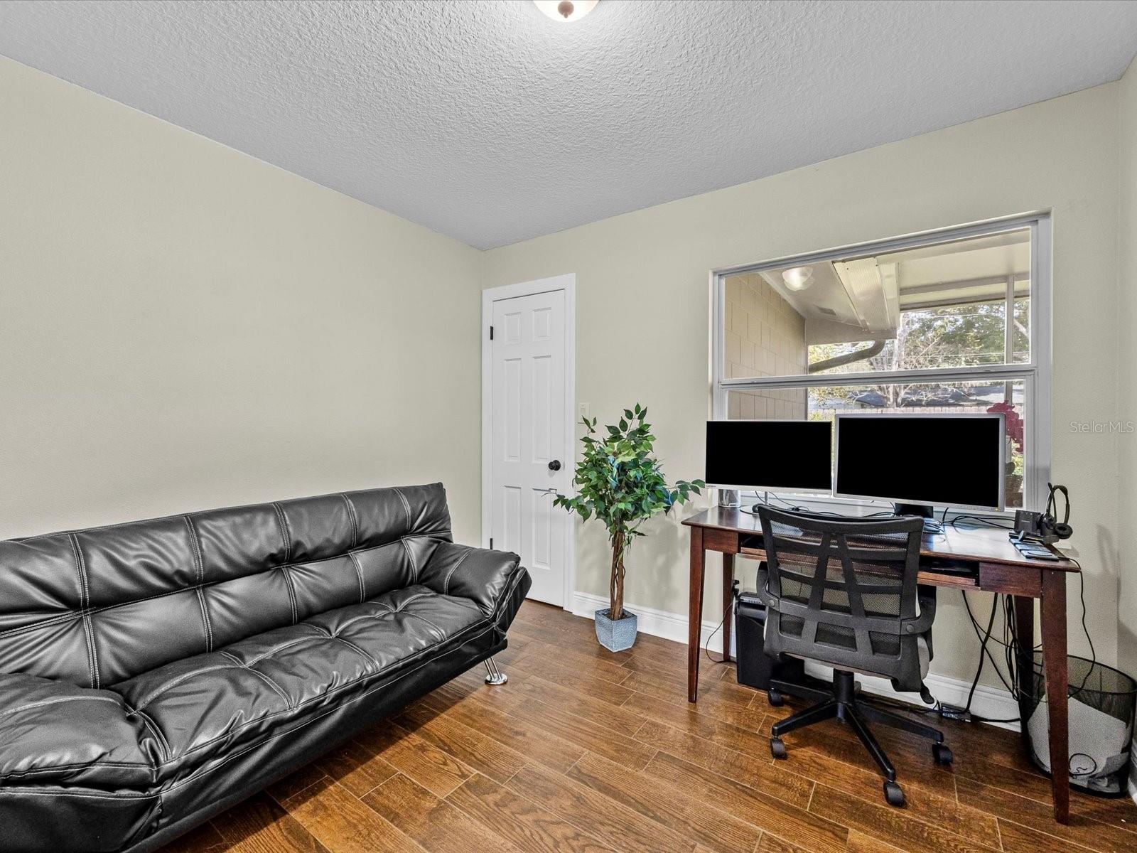 630 SAINT DUNSTAN WAY