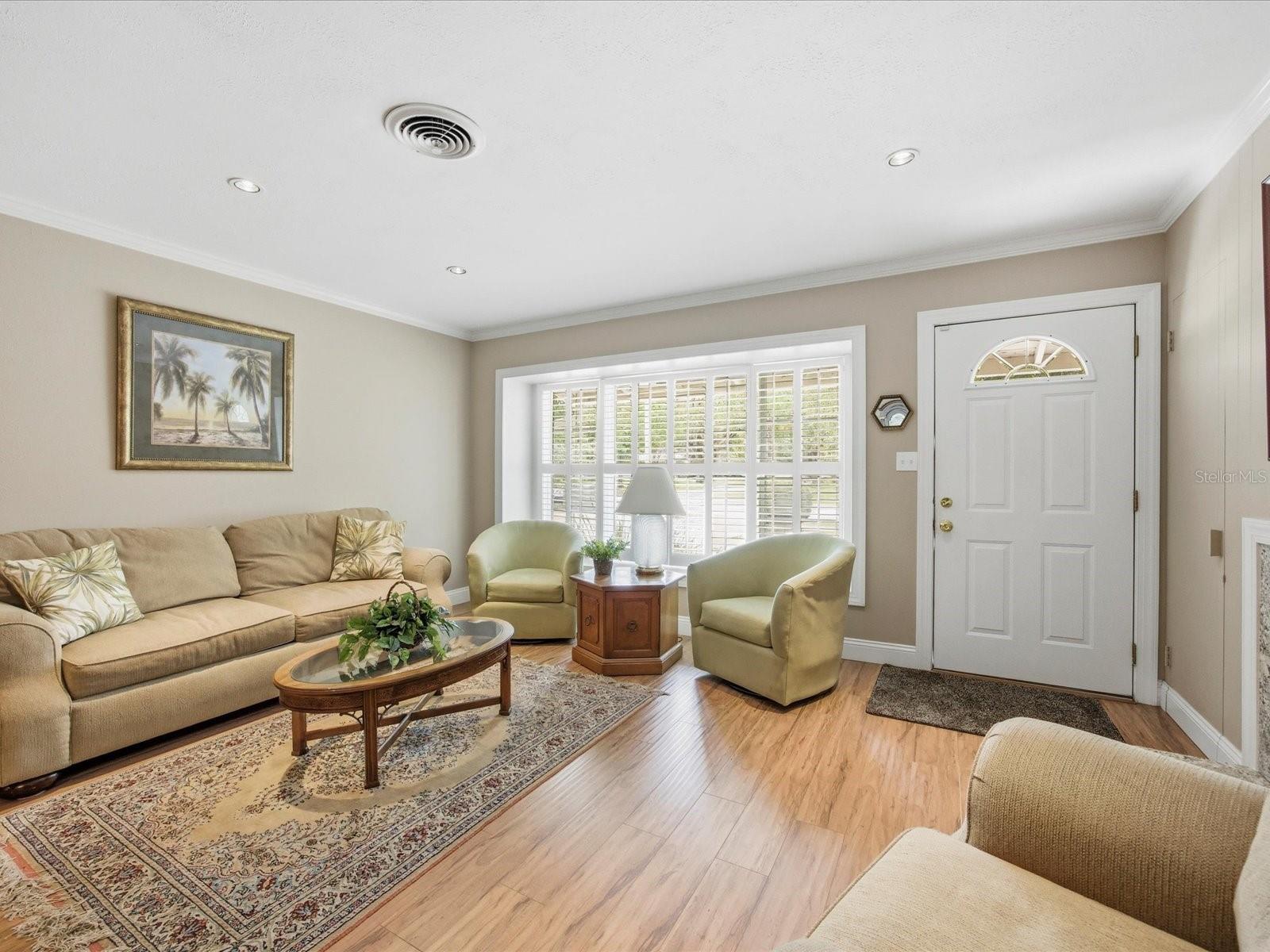 616 FITZWALTER DR