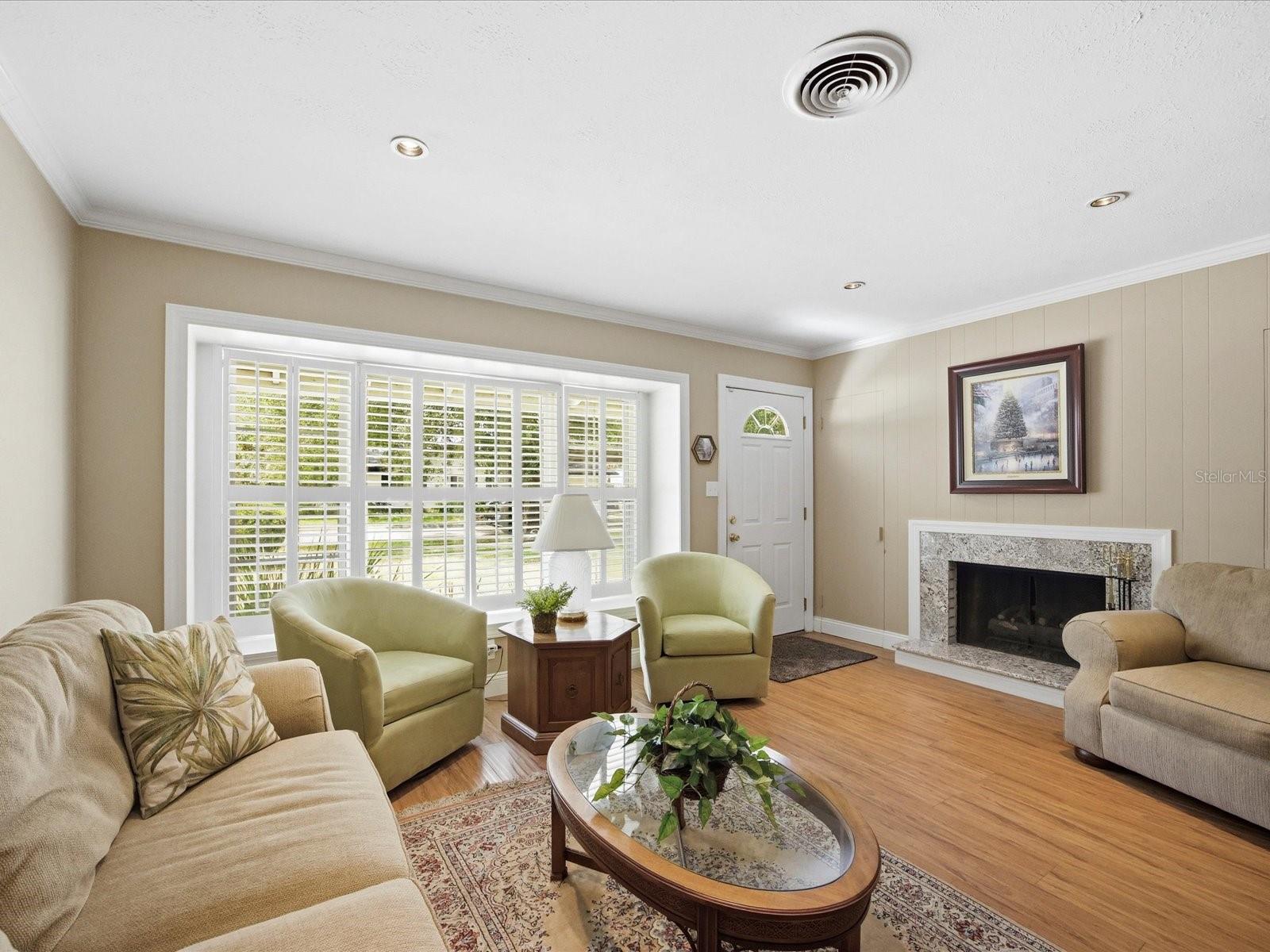 616 FITZWALTER DR