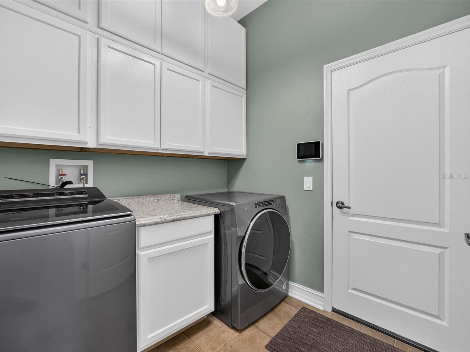 112 BEDFORD CT