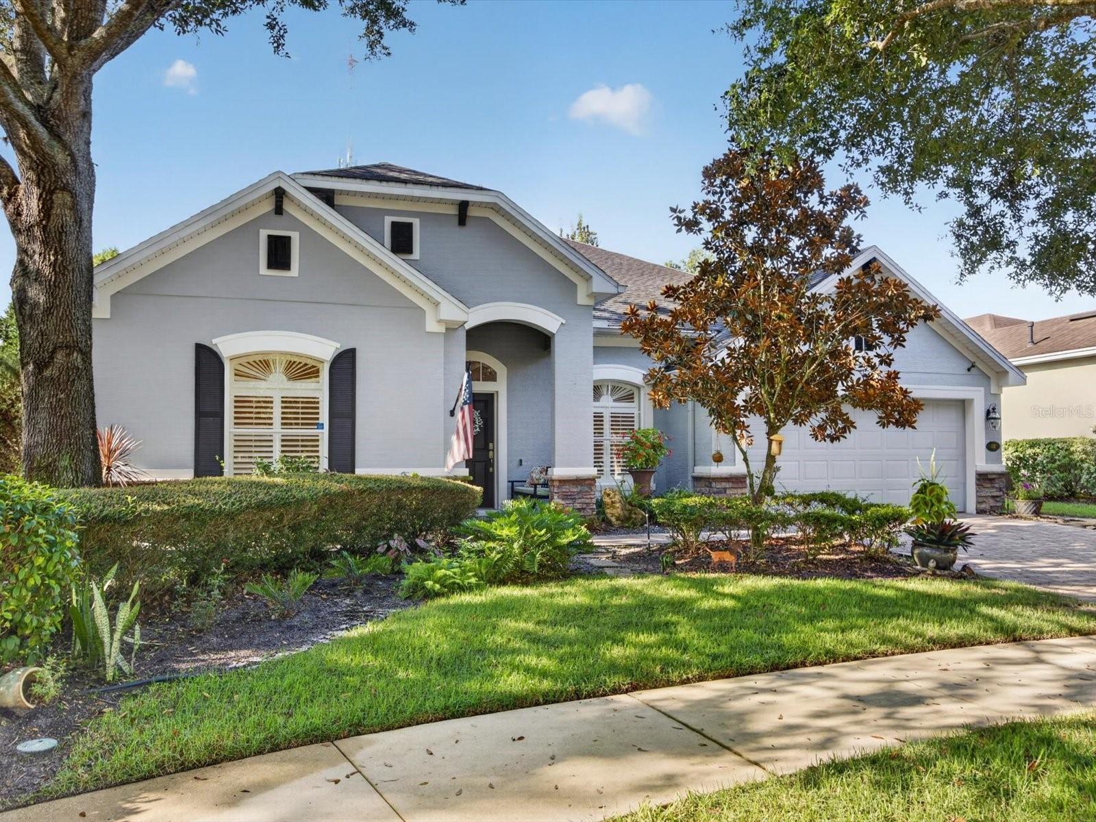 112 BEDFORD CT