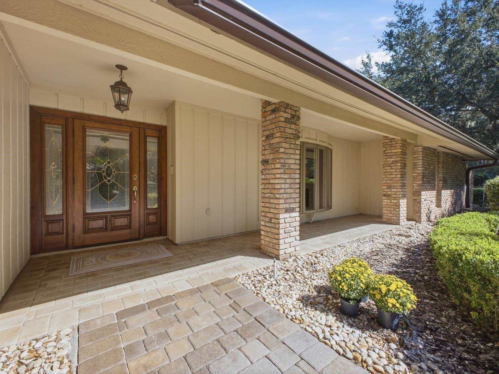 1735 DEMETREE DR