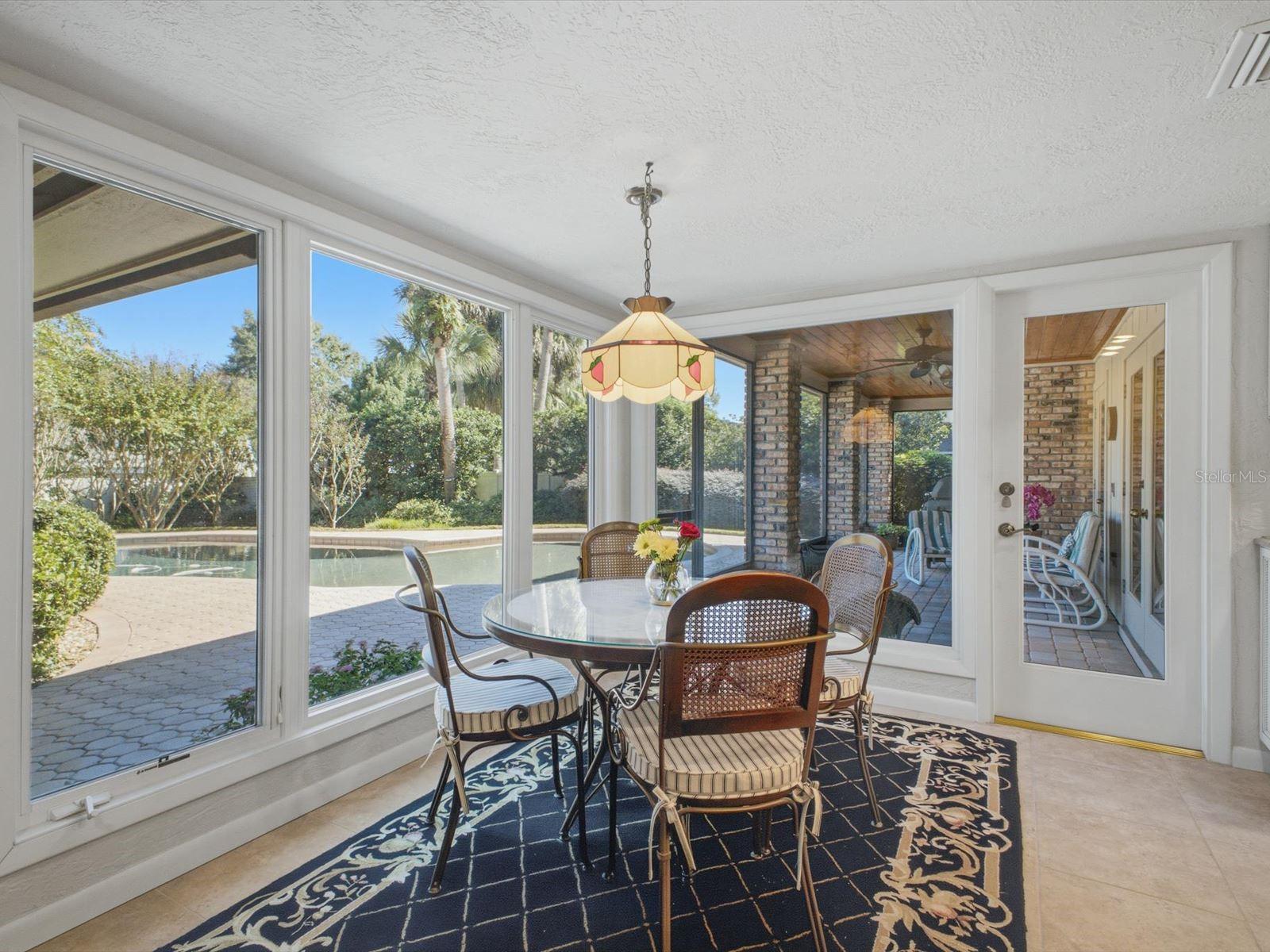 1735 DEMETREE DR