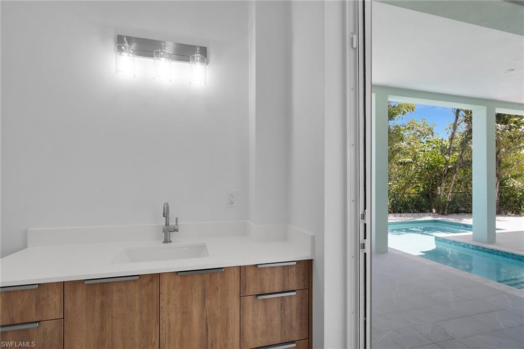 518 Avenida Primiceria