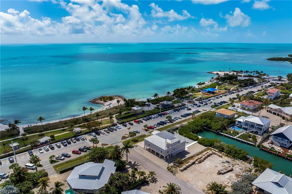 518 Avenida Primiceria