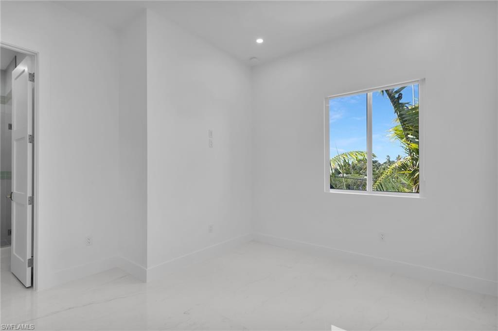 518 Avenida Primiceria