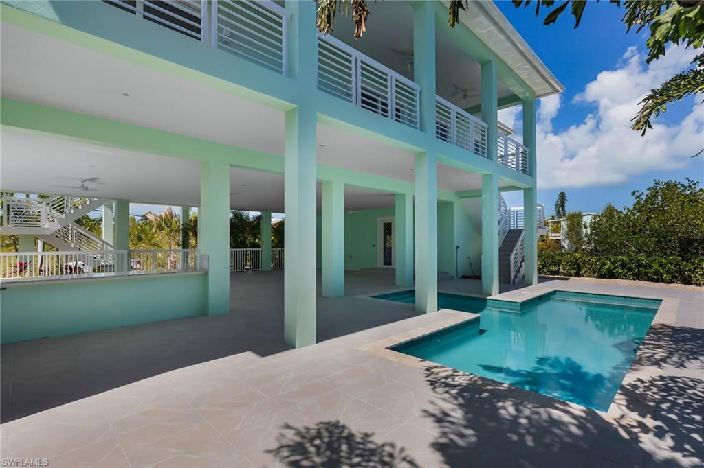 518 Avenida Primiceria