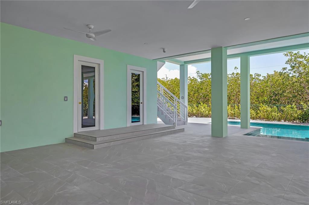 518 Avenida Primiceria