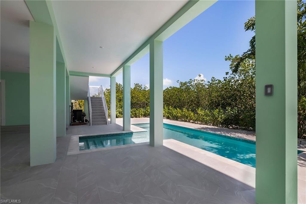 518 Avenida Primiceria