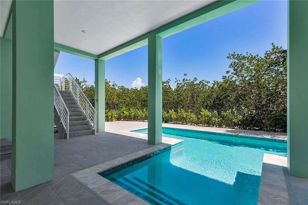 518 Avenida Primiceria