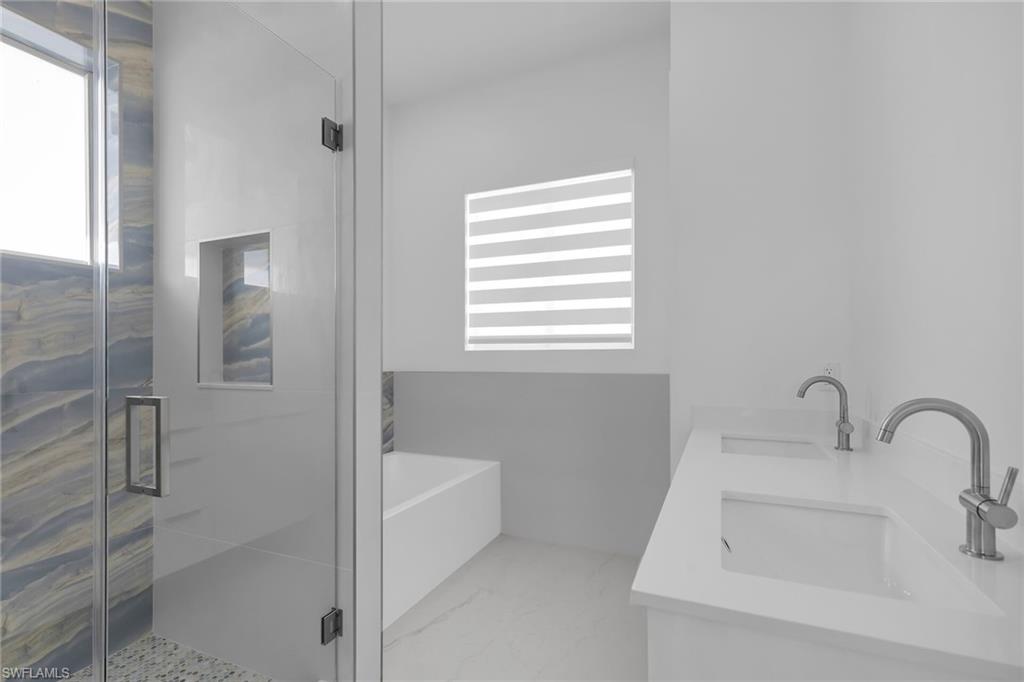 518 Avenida Primiceria