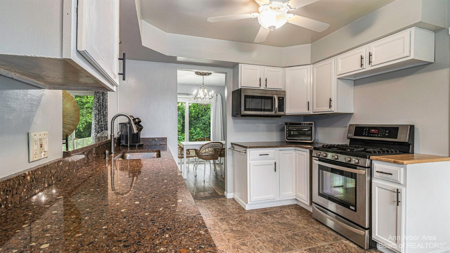 1236 Bishop Road