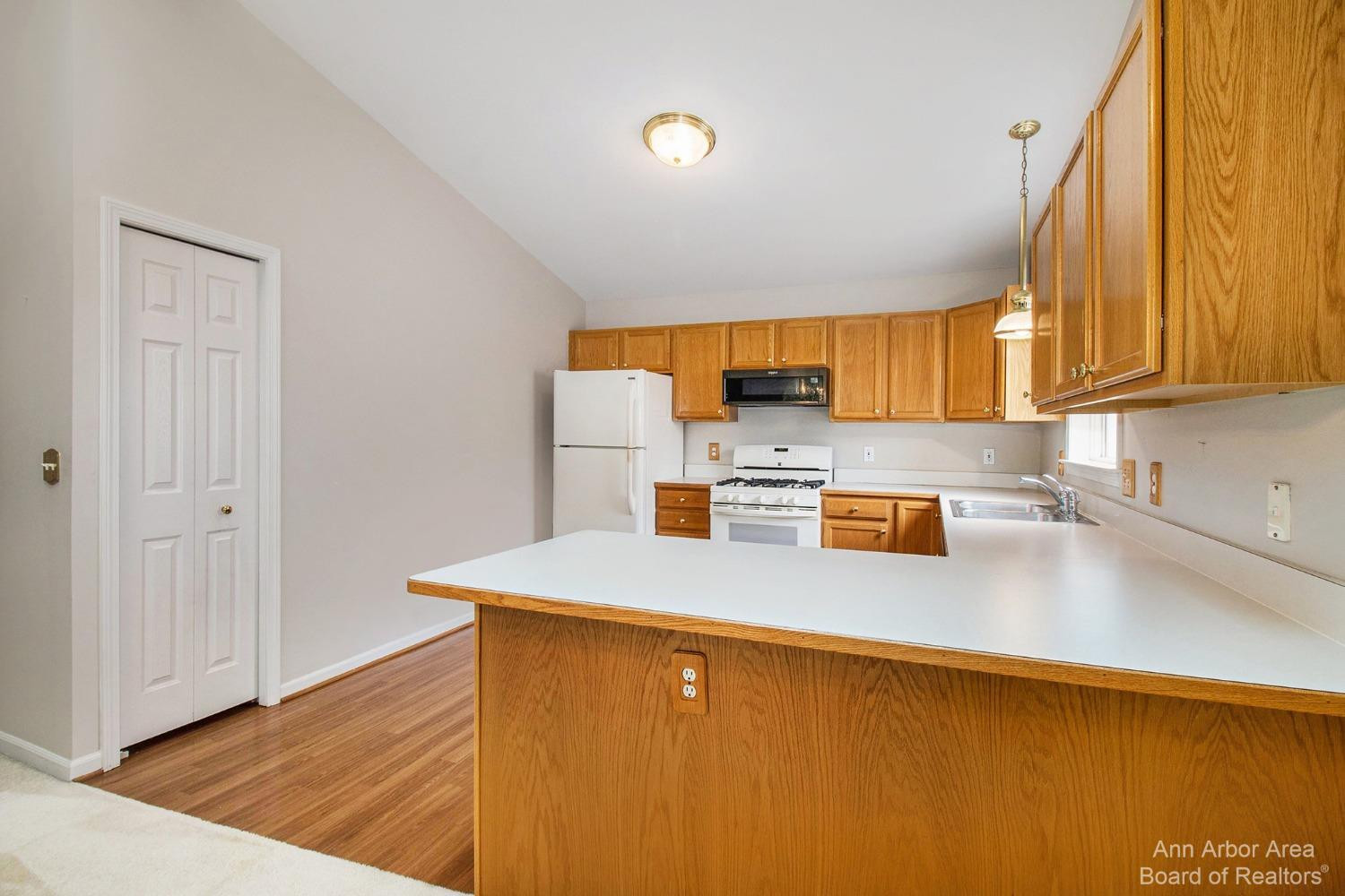 2861 E Telluride