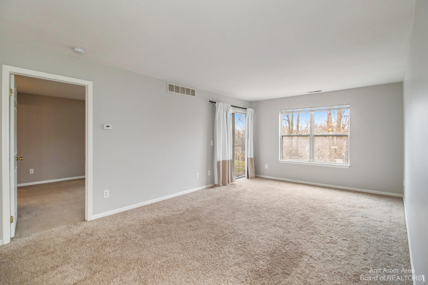 1001 E Duncan Street, 1D