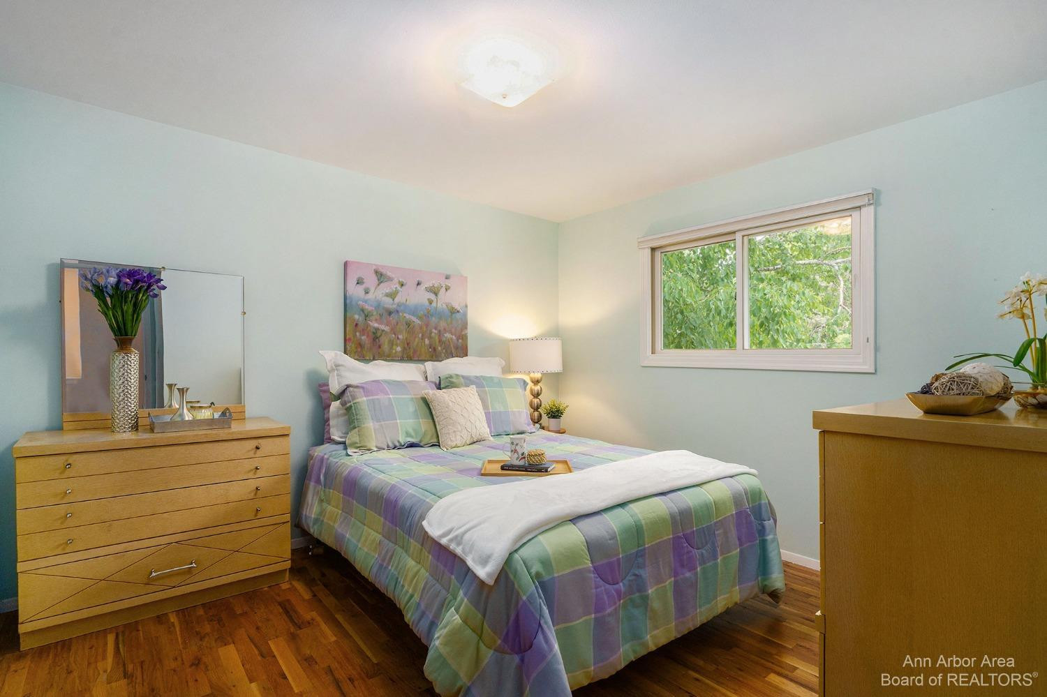 351 Eastlook Drive