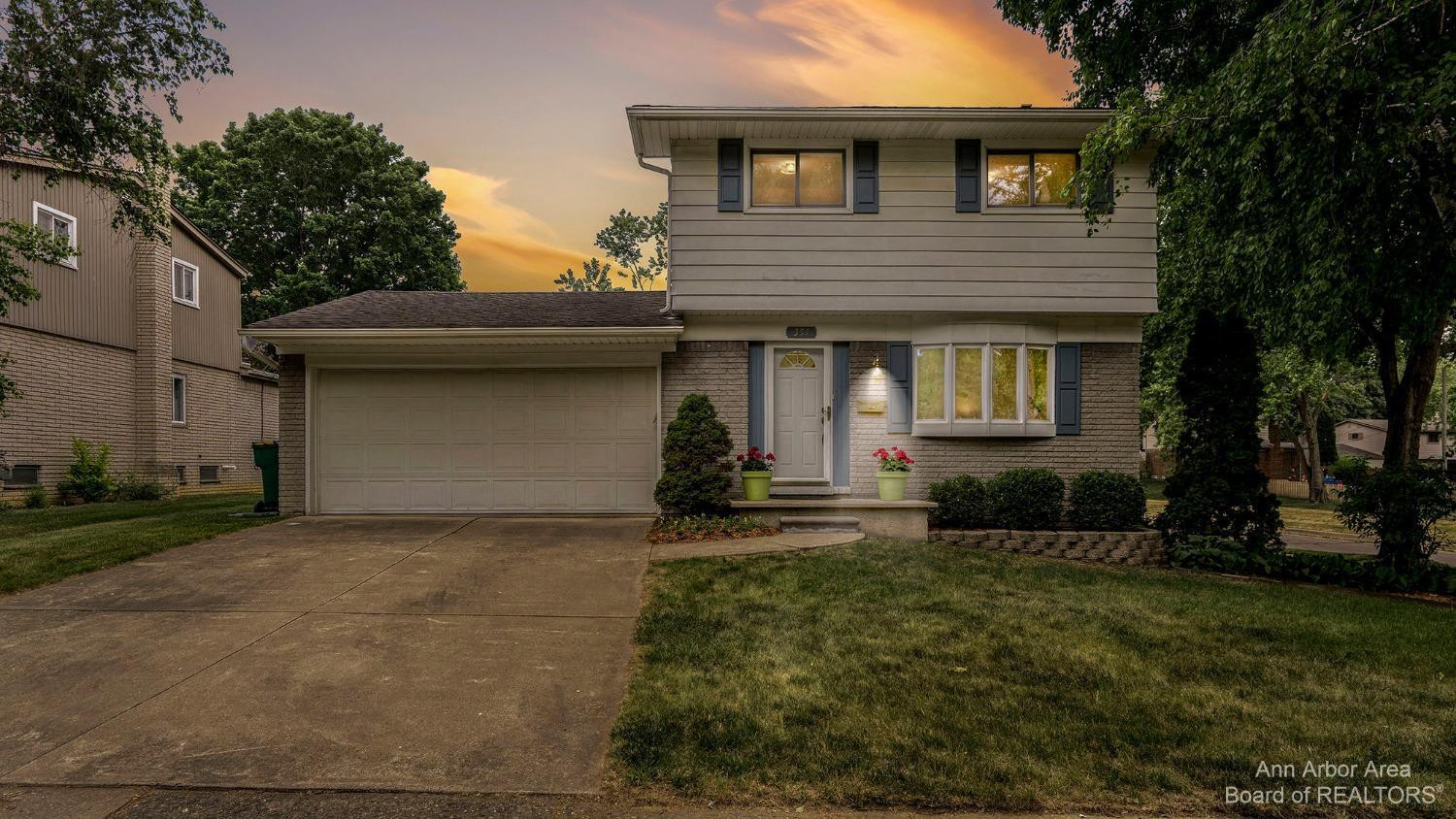 351 Eastlook Drive
