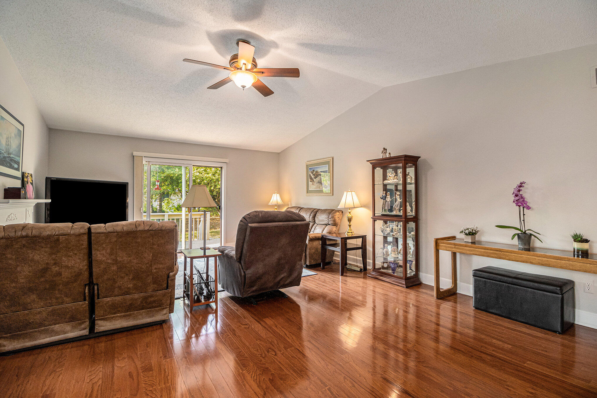 612 Woodcreek Circle, 38