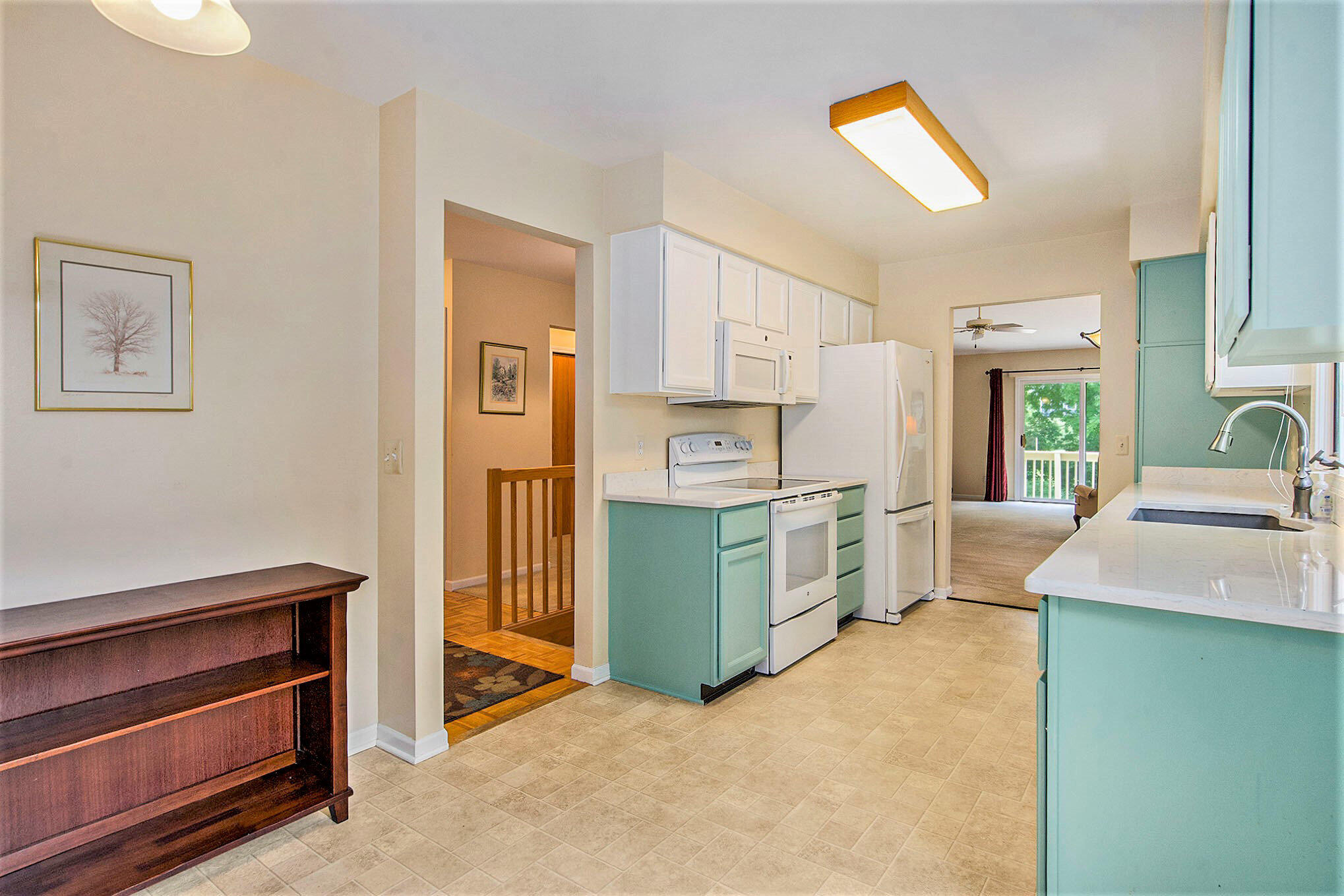 615 Woodcreek Circle, 4