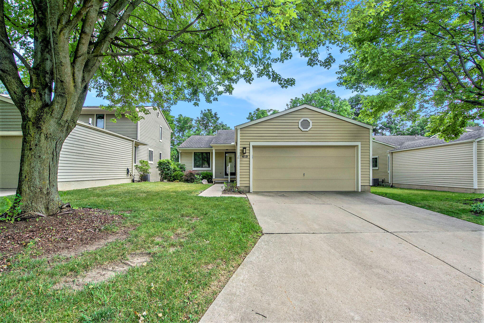 615 Woodcreek Circle, 4
