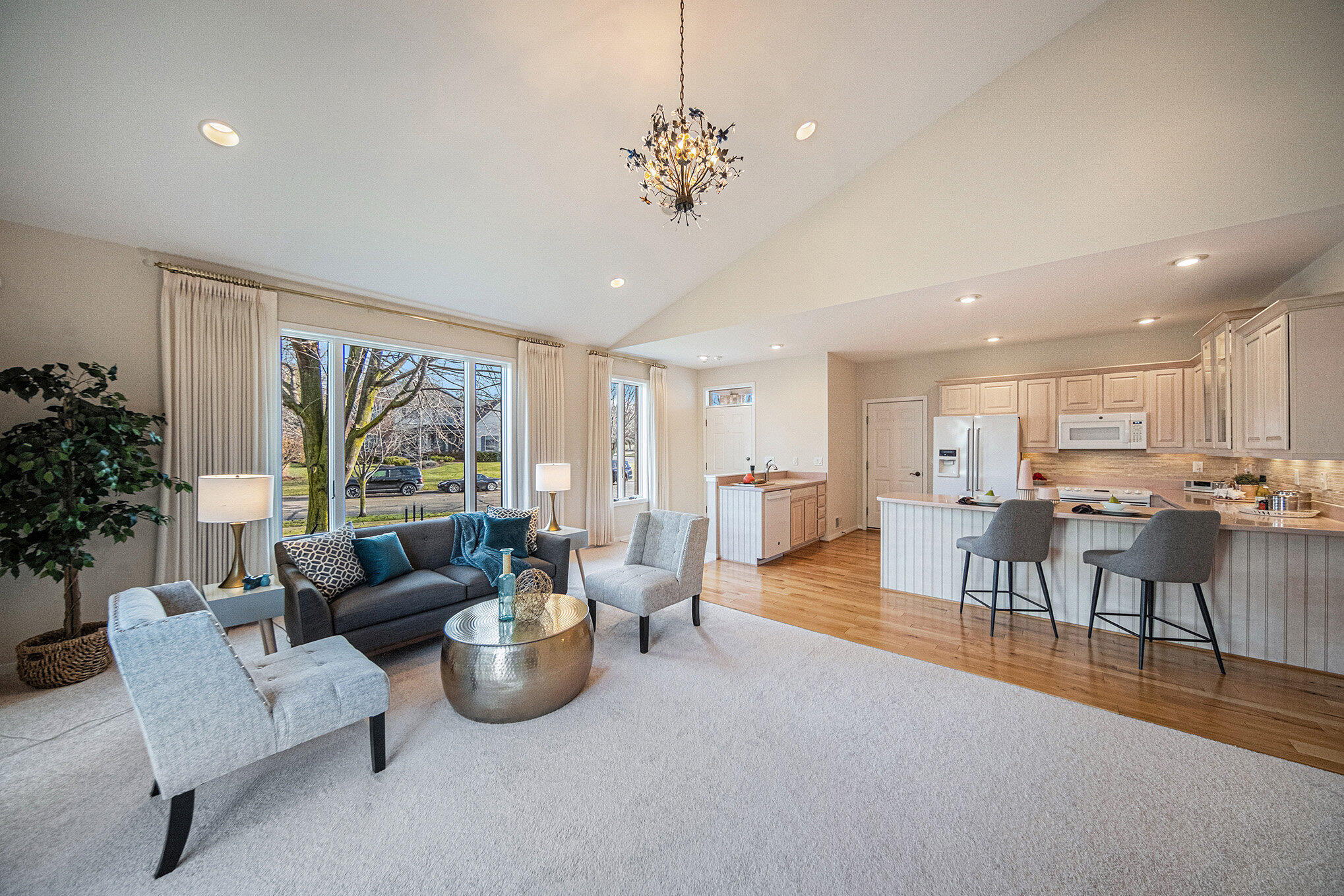 1002 Arboretum Court