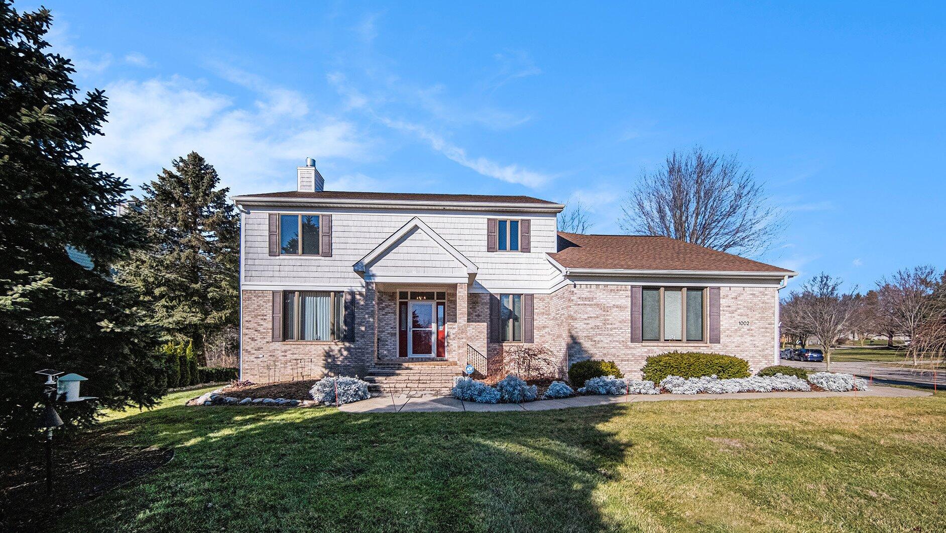 1002 Arboretum Court