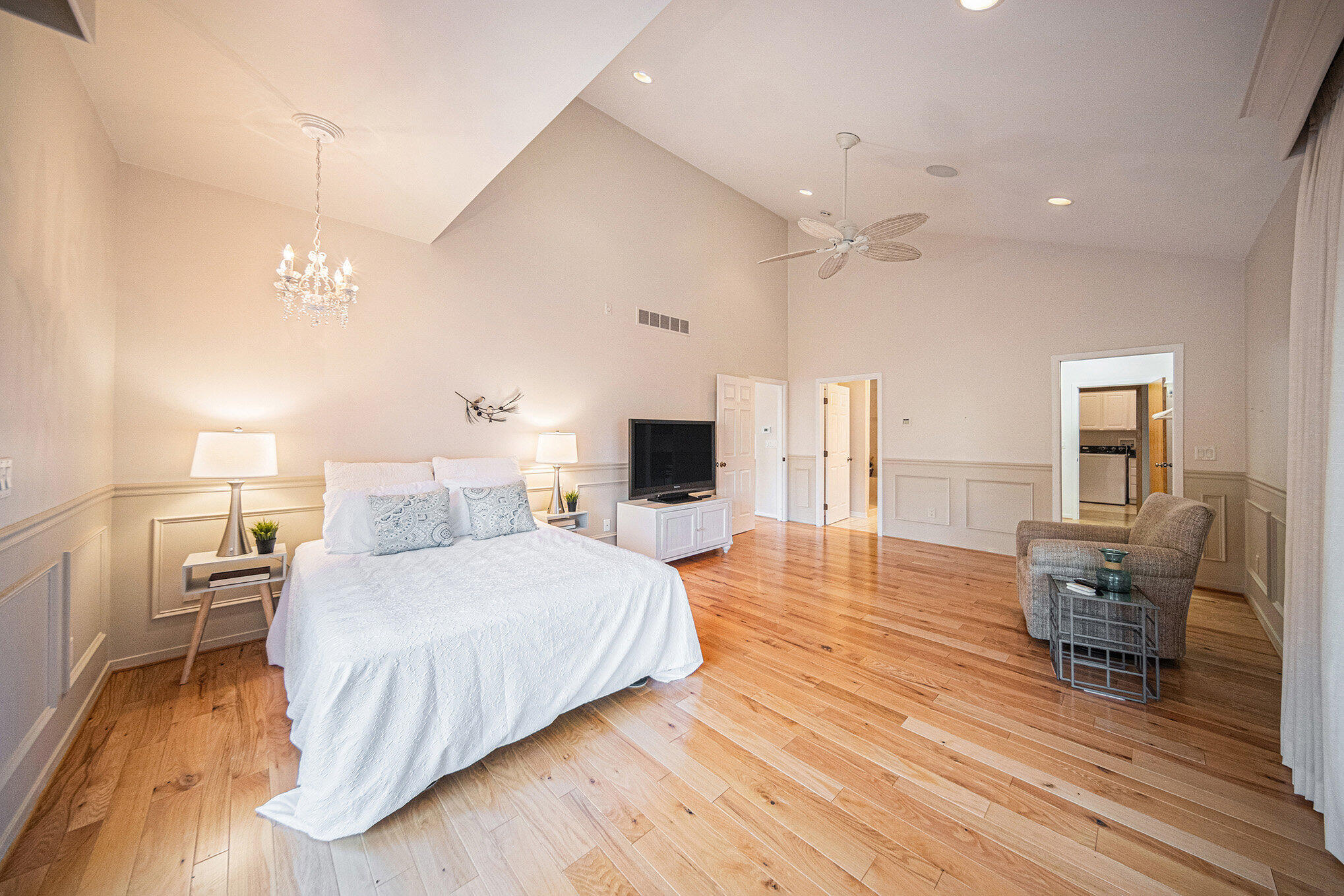 1002 Arboretum Court
