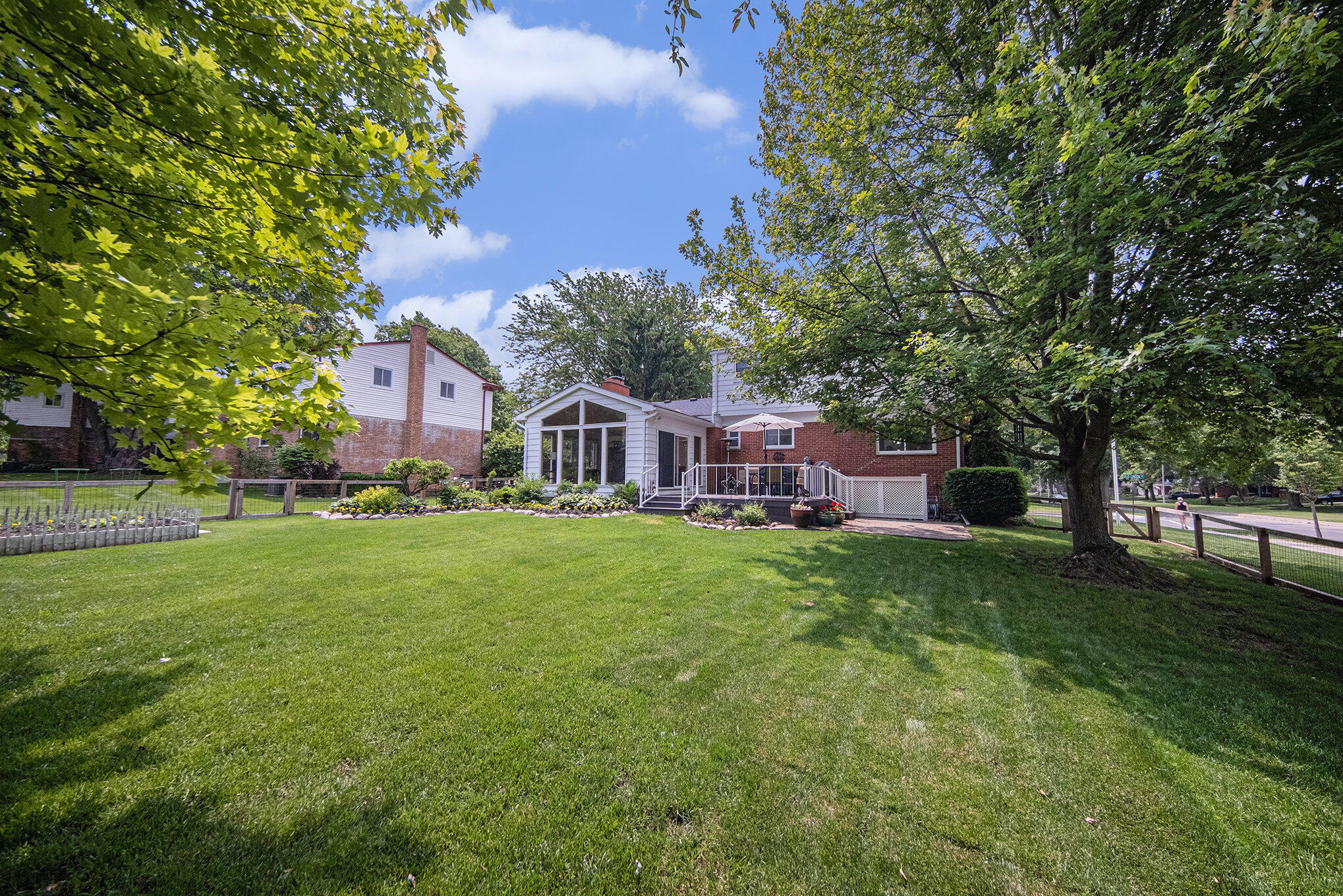 489 Old Creek Court
