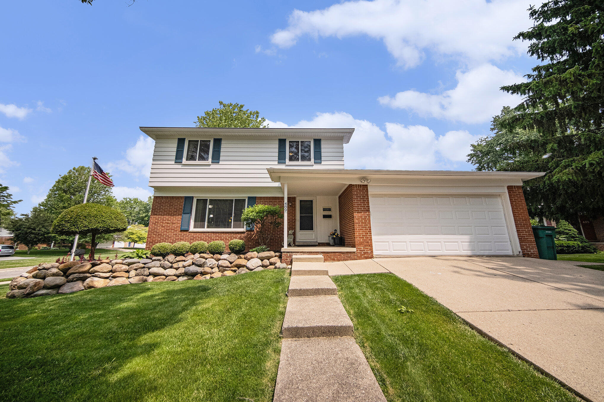 489 Old Creek Court