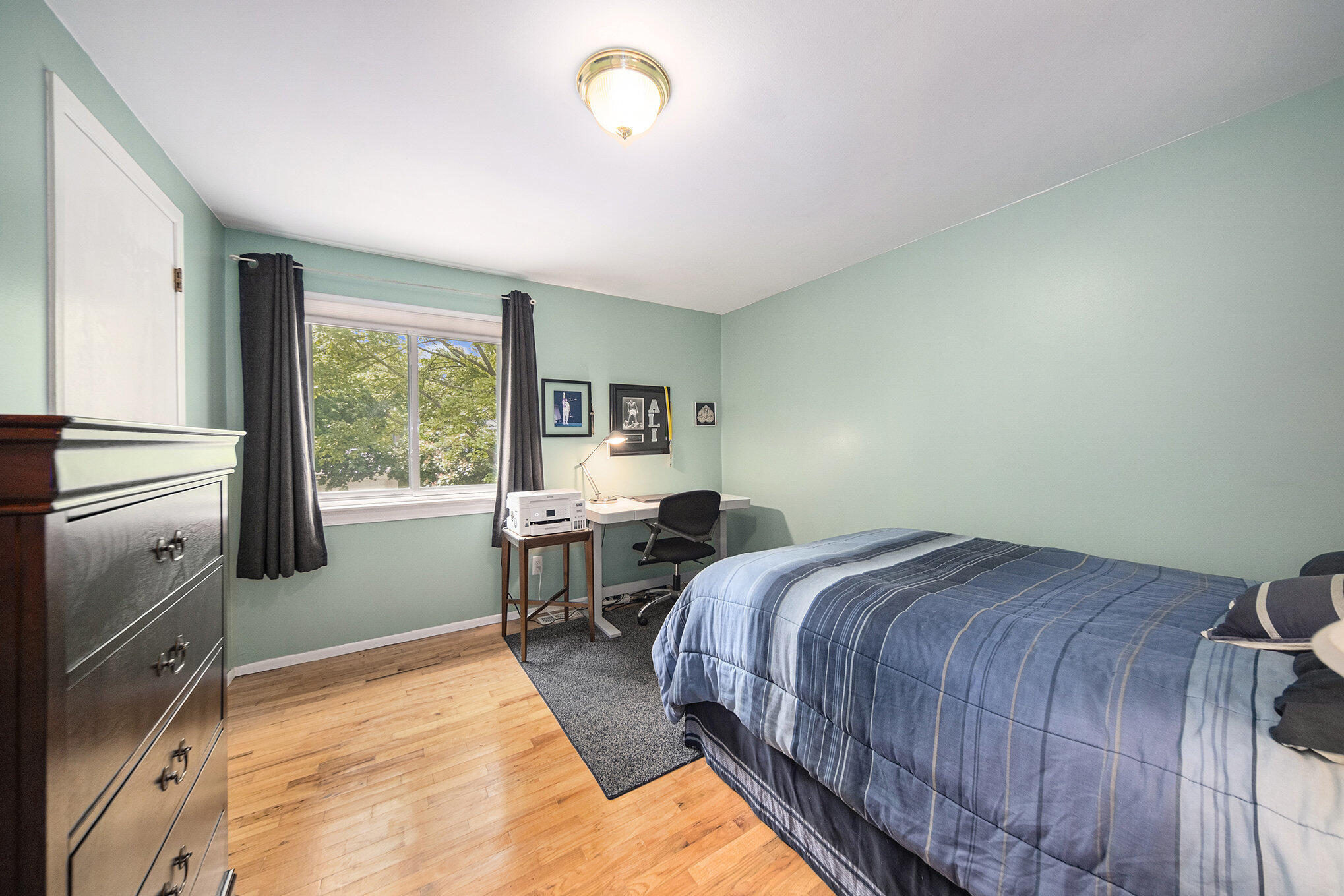 489 Old Creek Court